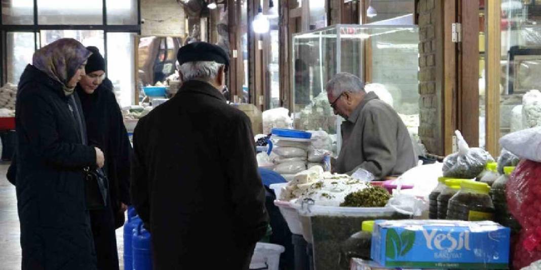 Sadece sofralık değil artık hediyelik de alıyorlar! Van’ın geleneksel lezzetine yoğun talep: Türkiye’nin dört bir yanına gidiyor 1